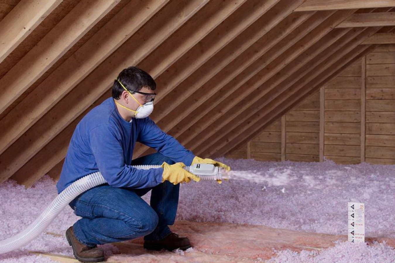 Blown-in insulation in Erie, PA